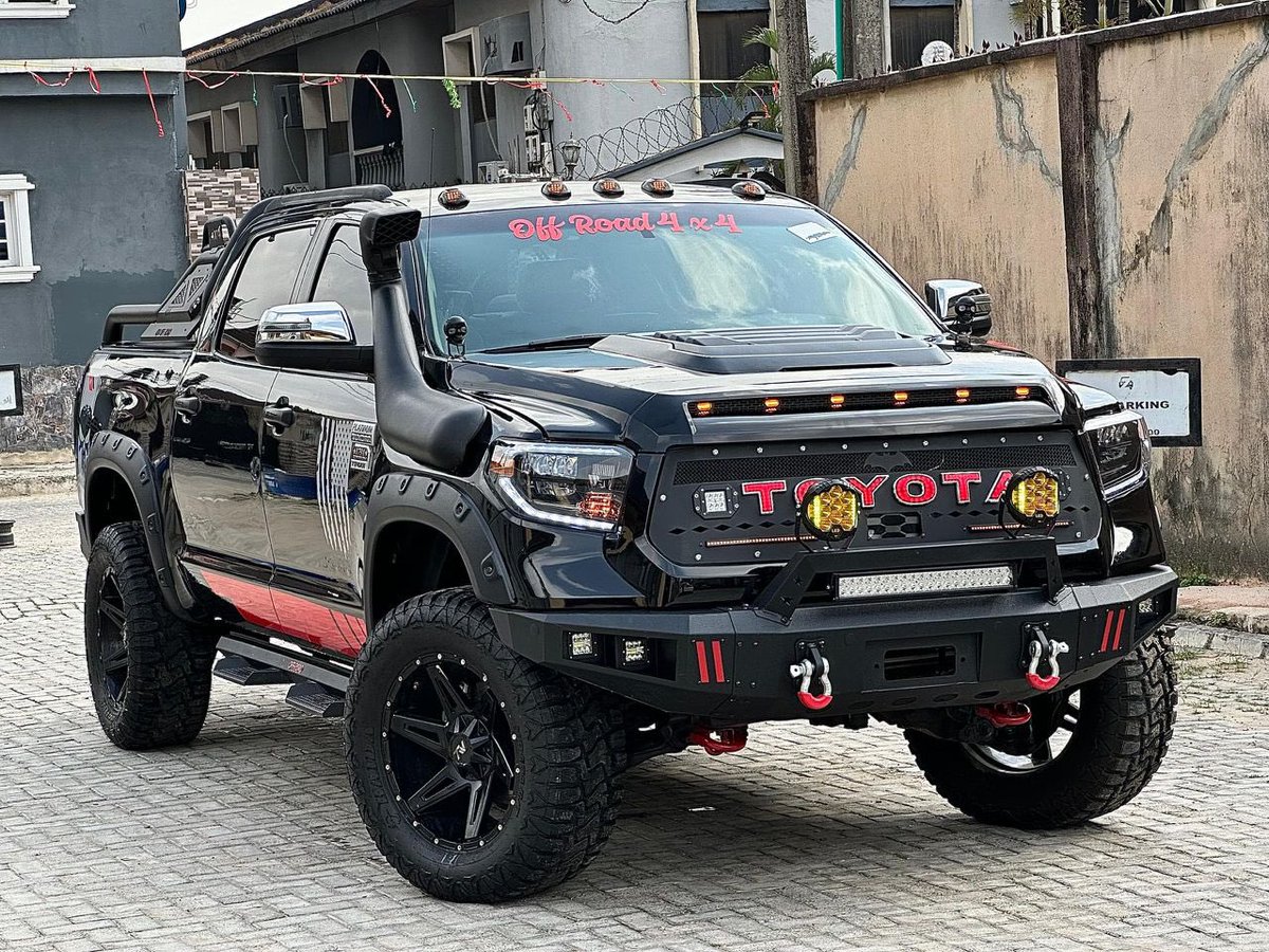 AwololaRildwan's tweet photo. ☆ Toks   ¿ Ruggedity 1 of 1 ° ☆
  • 🇺🇸 Toyota Tundra limited
  •  Year 2012 Upgraded to 2018
* Keyless/ 2keys
* Mileage 83,449miles
* Cream interior/ 
* 5touch intelligent lights
* 5.7litre v8 engine 
* Parking sensor for 29M✅#755k #Quilox #Kano #Dangote #Speeddarlington https://t.co/GyRRELV1FZ