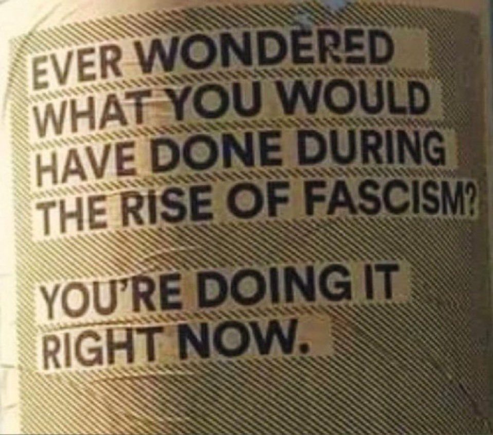 senseidai's tweet photo. The same MAGAts who were butthurt that Kamala Harris was running for president when she wasnโt elected in the primaries are totally cool with unelected Elon Musk being the shadow president.
#DemVoice1 #ProudBlue #RepublicansAreDestroyingAmerica #TrumpIsACriminal https://t.co/BVyXMH4rpp