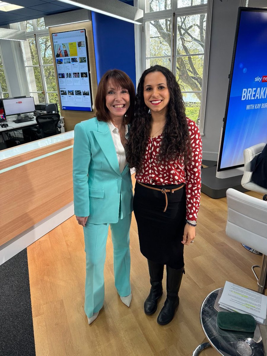 🎤 Media Highlights of 2024 📺🎙
I love stepping regularly into this world as I get to talk about health, yummy food and tackle misinformation.  
Thank you to range of presenters and journalists I’ve worked with every month 🙏🏽
#misinformation #speaker #healthyeating #weightloss