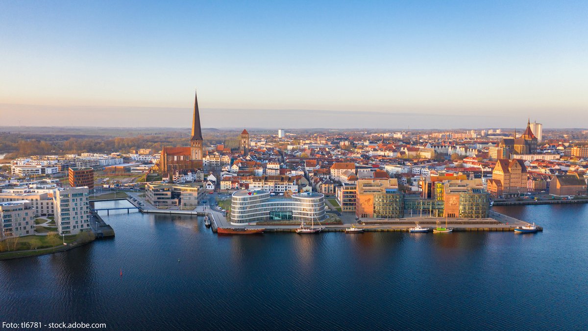+++ Save the Date +++
Der 18. Bundeskongress Nationale Stadtentwicklungspolitik findet am 16. und 17. September 2025 in #Rostock⛵️statt. 
nationale-stadtentwicklungspolitik.de/NSPWeb/DE/Term…