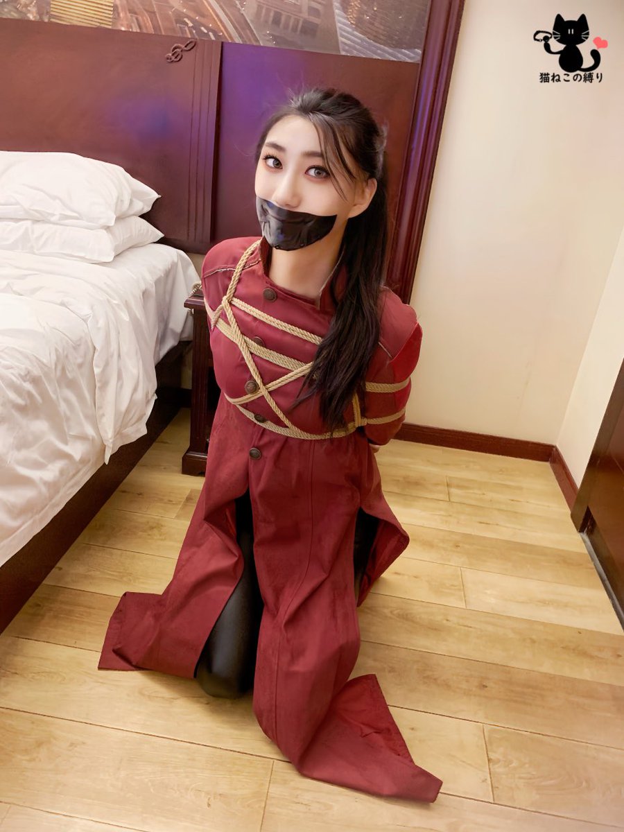 NeKoo_shibari's tweet photo. 假面骑士神代玲花

比剑输了被驷马绑起来了

被缚&amp;后期：本人 
🪢：@close_rope
📷：@Nine_WhiteFox 
💄：@Nine_WhiteFox 
围观：@Kamiyuki91

 #绳艺 #捆绑 #紧缚 #拘束 https://t.co/0O4OHPmEEV