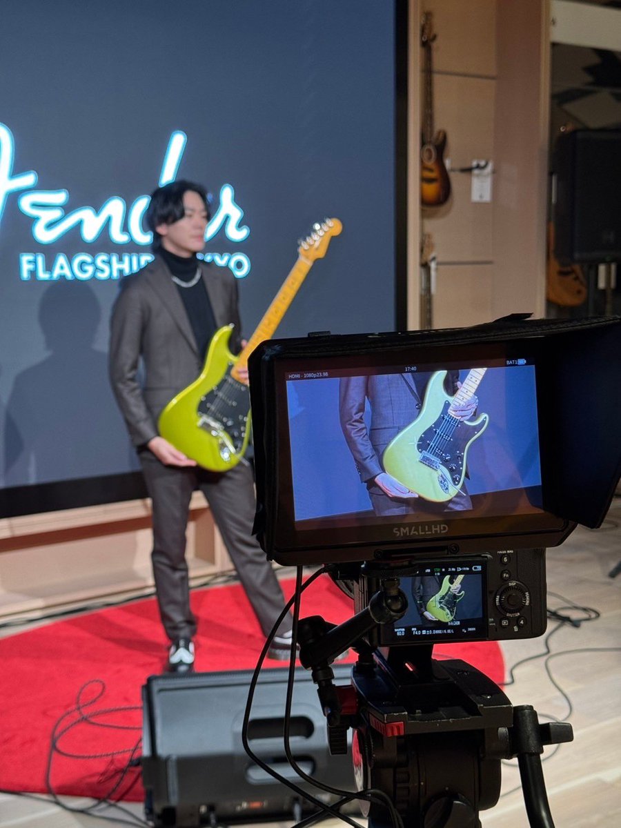 AssH_Guitarist's tweet image. #FenderFlagshipTokyo: 数々のアーティストのサポートに加え、自身のYouTubeチャンネルでも活躍する @AssH_Guitarist を迎えて開催された公開収録イベント！

新製品「American Ultra II」の魅力を語るとともに、素晴らしい演奏を披露してくれた本日の模様は後日 #FenderNews で公開！お楽しみに！