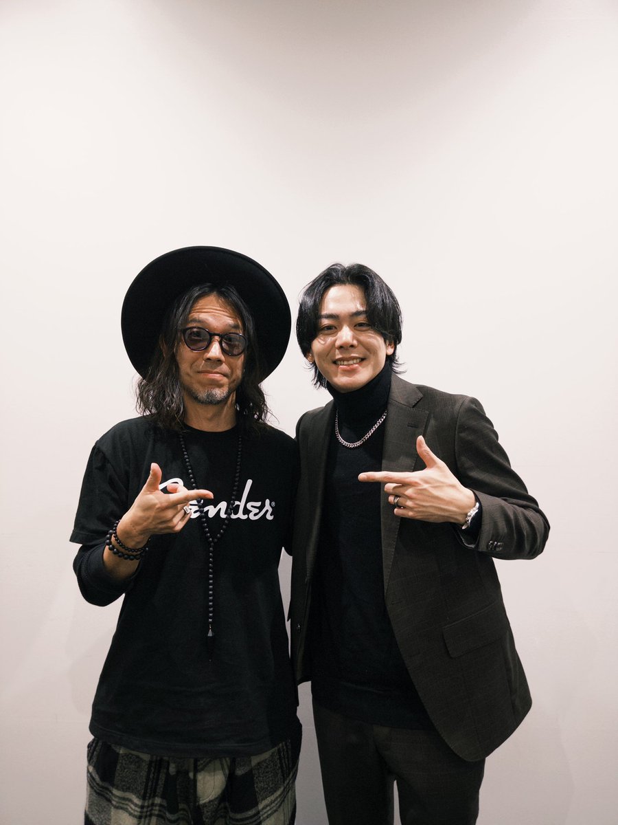 AssH_Guitarist's tweet image. #FenderFlagshipTokyo: 数々のアーティストのサポートに加え、自身のYouTubeチャンネルでも活躍する @AssH_Guitarist を迎えて開催された公開収録イベント！

新製品「American Ultra II」の魅力を語るとともに、素晴らしい演奏を披露してくれた本日の模様は後日 #FenderNews で公開！お楽しみに！