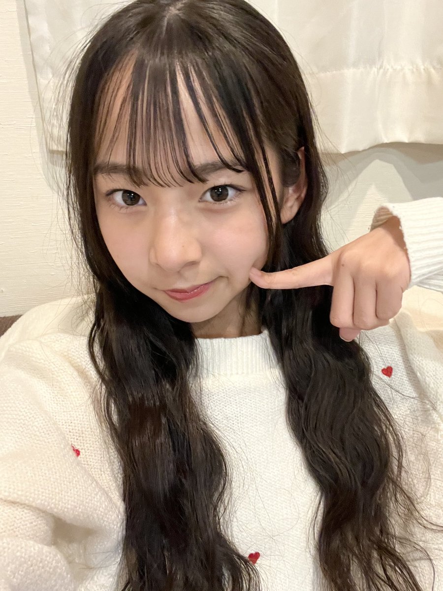 mio301008's tweet photo. 望央だよ🧸♥️
みんなお疲れ様🍵
投稿最後まであと1日🥹そうそう！最近学校でハマってるカイロに落書き🩷可愛いよね🙂‍↔️🙂‍↔️まだ見てない方がいたから写真のせとくねー！📷明日も頑張ろうね❣️
 #望央 #みおみお #みおみお会 #jc1 https://t.co/ibhYKG0Thz