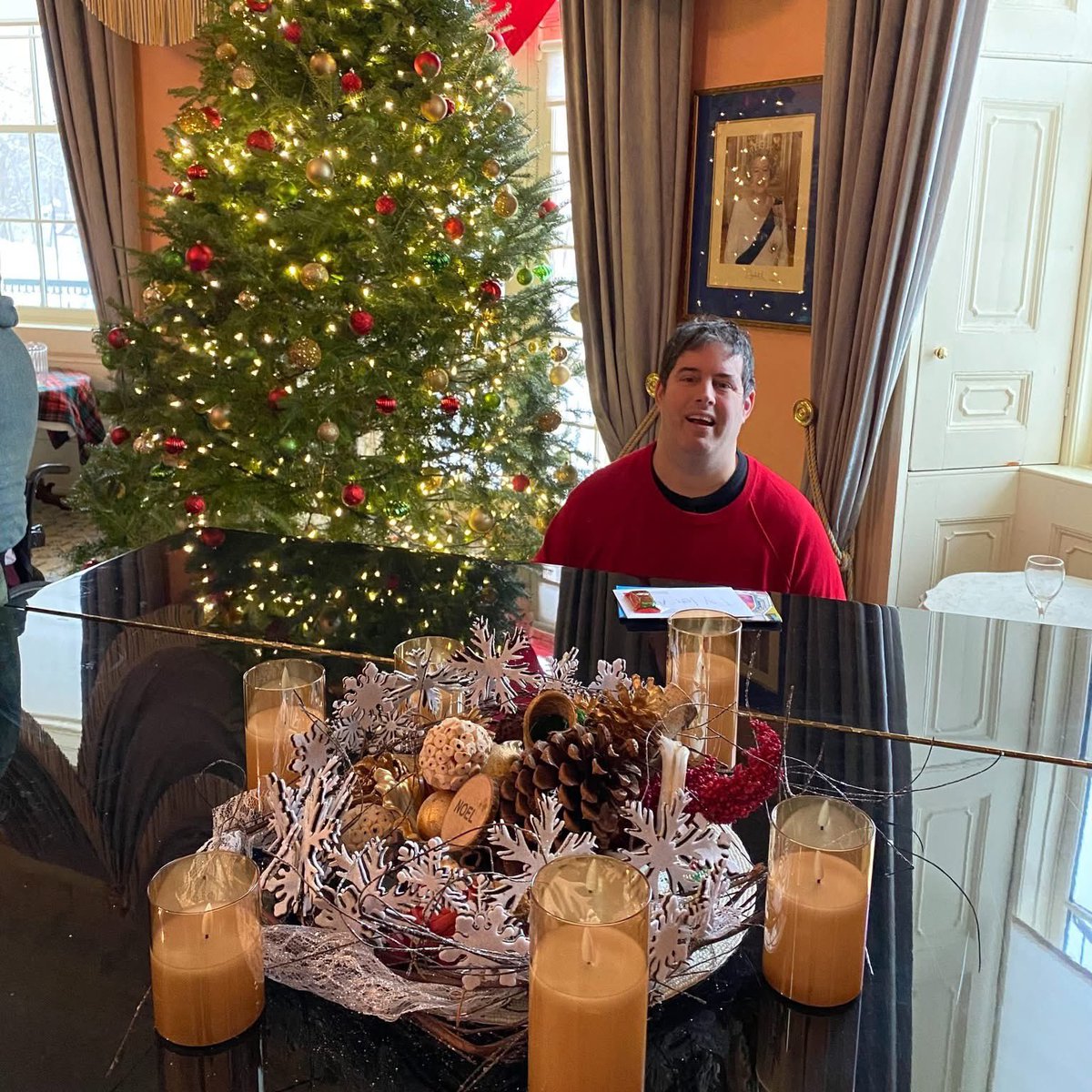 larchesj's tweet photo. Last week, L'Arche Saint John joined L’Arche Fredericton for a wonderful afternoon of ornament making and tree decorating at the Lieutenant Governor House in Fredericton, N.B. 

It's one of our favourite traditions of the year, and we are so grateful for Her Honour's hospitality! https://t.co/Kgl0Ts7b5o
