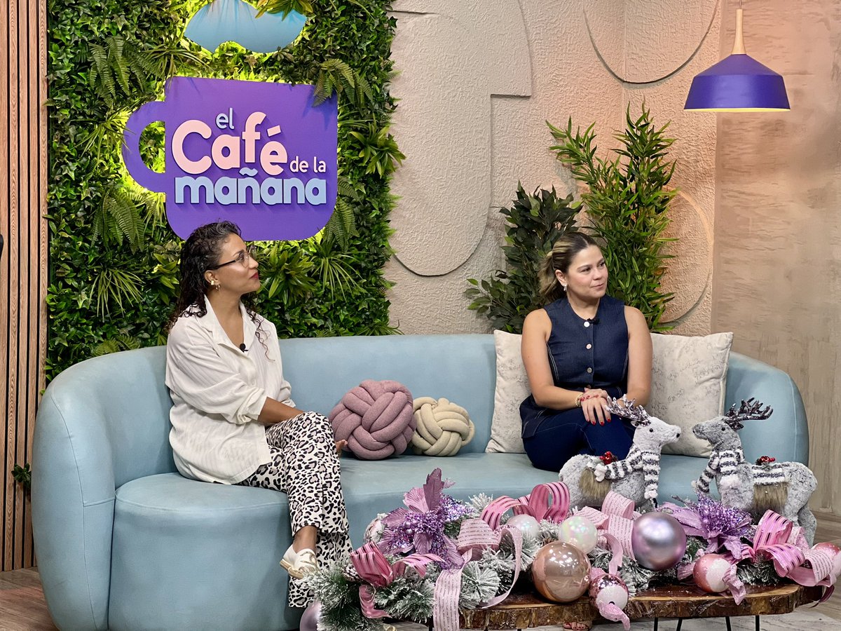 A esta hora estamos al aire en el Café de la Mañana del <a href="/CanalTRO/">Canal TRO</a> hablando sobre los planes para esta época del año.