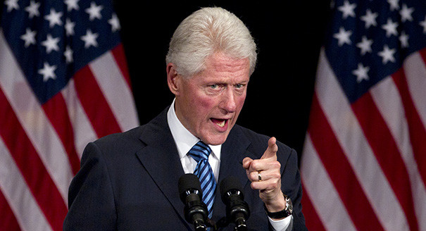 RKrivoFX's tweet image. December 19, 1998 - President Clinton impeached history.com/this-day-in-hi… #History #Impeached #Purjury #BillClinton #HillaryClinton #MonicaLewinsky #WH #POTUS