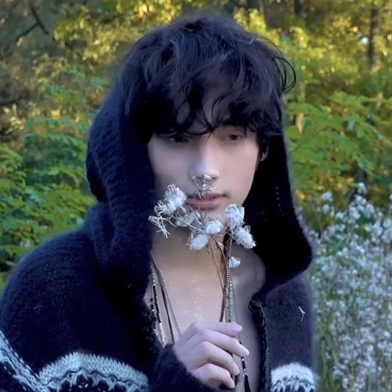 lambning's tweet image. hello #moatwt !! ^_^
this is an account dedicated to #휴닝카이 as lambs / sheep 🐑 ♡
♡ & ↺ are always appreciated !