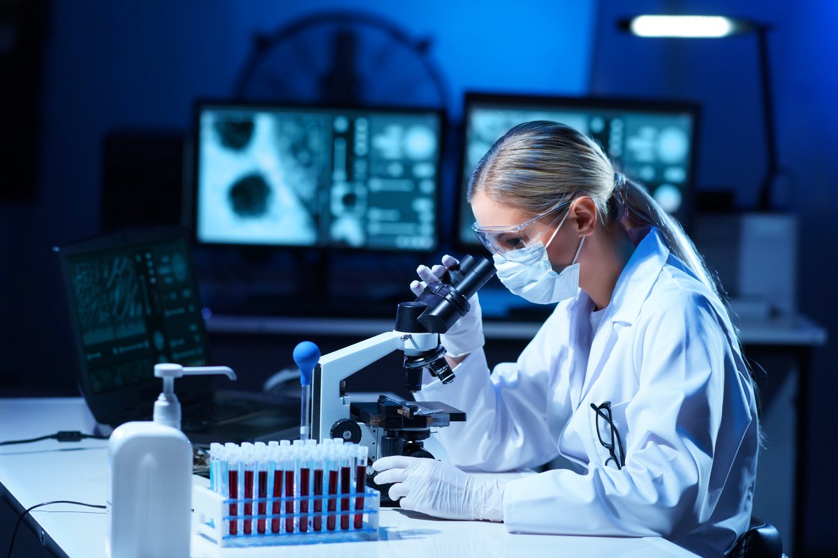 Trinity scientists focus on understanding how immune cells behave abnormally in patients with severe #COVID19.Their published study provides insights into the mechanism behind disease progression.
Read about this #TrinityResearch here: tcd.ie/news_events/to…
#TrinityExperts