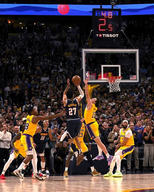Nuggets_Brasil's tweet photo. 💸OLHA O BOLÃO!!!💸

Valendo um PIX DE R$ 100 🔥

Quantos PTS/REB/AST Jamal Murray fará contra o Blazers hoje?

Regras:

1⃣ Seguir @Nuggets_Brasil e @comunuggets
2⃣ Like e RT NESSE Tweet
3⃣ Palpites até 23h59 https://t.co/EmkYld3OUP