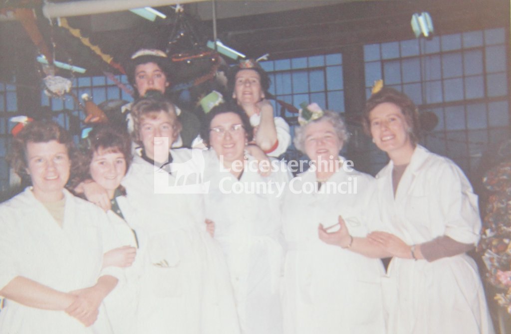 Harborough Museum will be closed Tues 24 - Thurs 26 Dec, open again Fri 27 - Sat 28 Dec; closed Tues 31 Dec - Wed 1 January 2025, open as normal from Thurs 2 January 2025. 

Still plenty of time to pick up a last-minute #Christmas present from our shop harboroughmuseum.org.uk/visitor-inform…