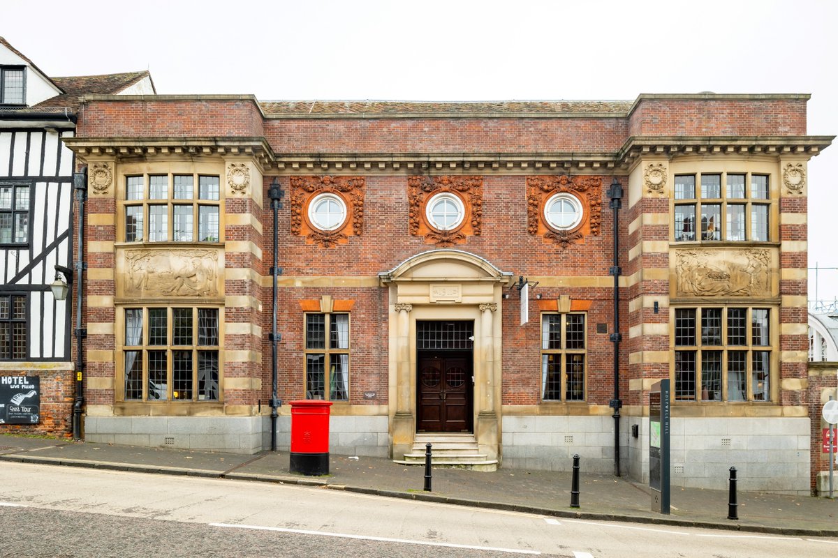 selectaglaze's tweet image. Another brilliant year of what we do best... preserving our architectural heritage and protecting the planet. Some of our favourite 2024 project highlights 👇 

#Selectaglaze #RetroFirst

Image credits: 1, 2 - © Peter Durant; 3,4 - © Dan Bridge, 5,6,7,8 - © James Attree