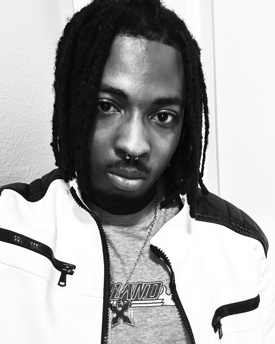 Va_Azrael's tweet photo. EP - ACT 0: ORGINS 
LOADING… 20% COMPLETED
🦇FUCC IT ALL UP🐺
✨🔥YEEAAHH🔥✨
Become one of my monthly listeners🎊
like and follow ✨
#undergroundmusic
 #soundcloud #opiumcore #applemusic #liluzivert #rage 
#spotify #rap #kencarson 
#hyperpopdaily #complexmusic #cashcowmusic https://t.co/Y1kIDuJaFq