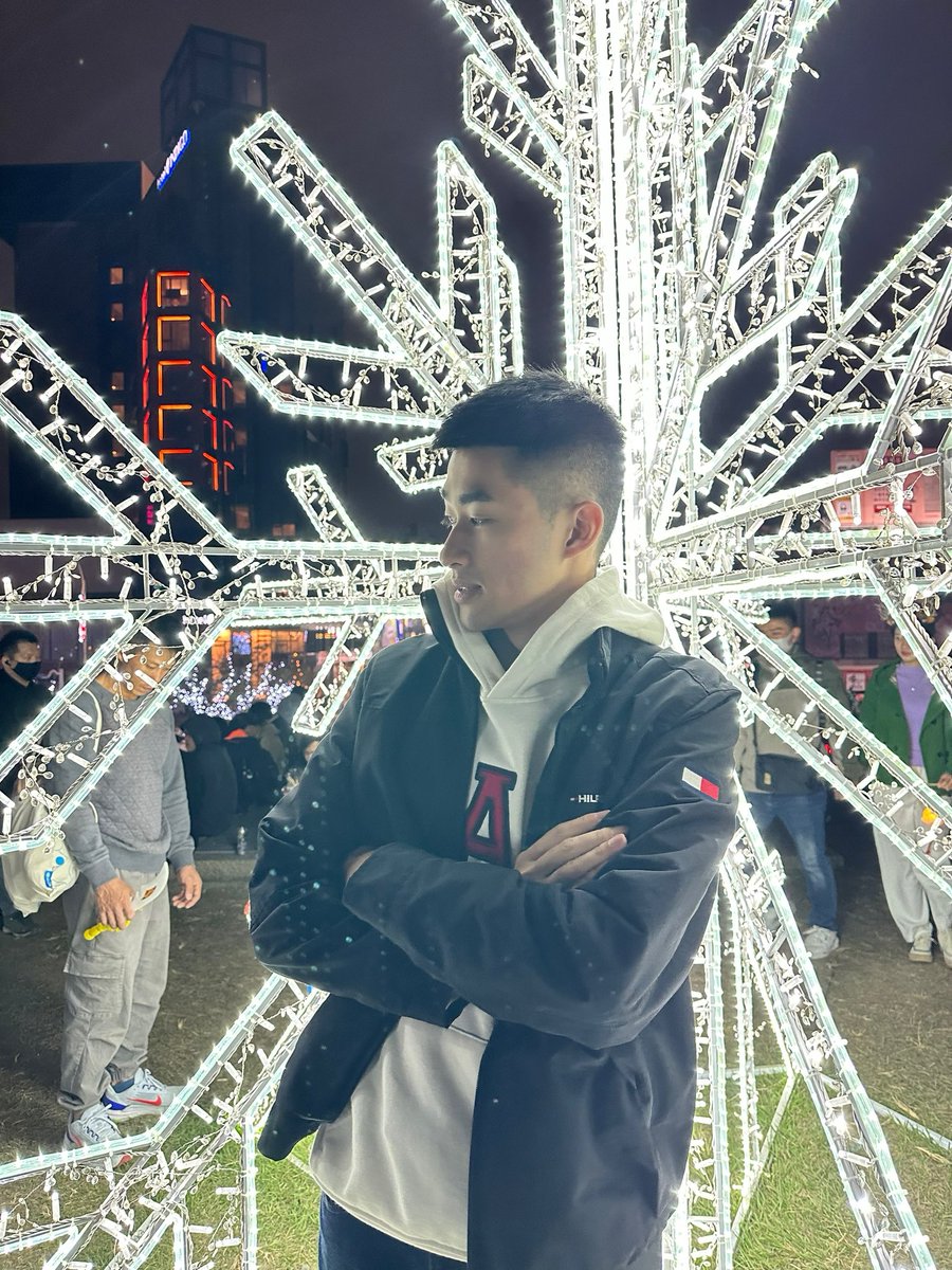 #台北 
有台北人嗎？有人要認識一下嗎😌