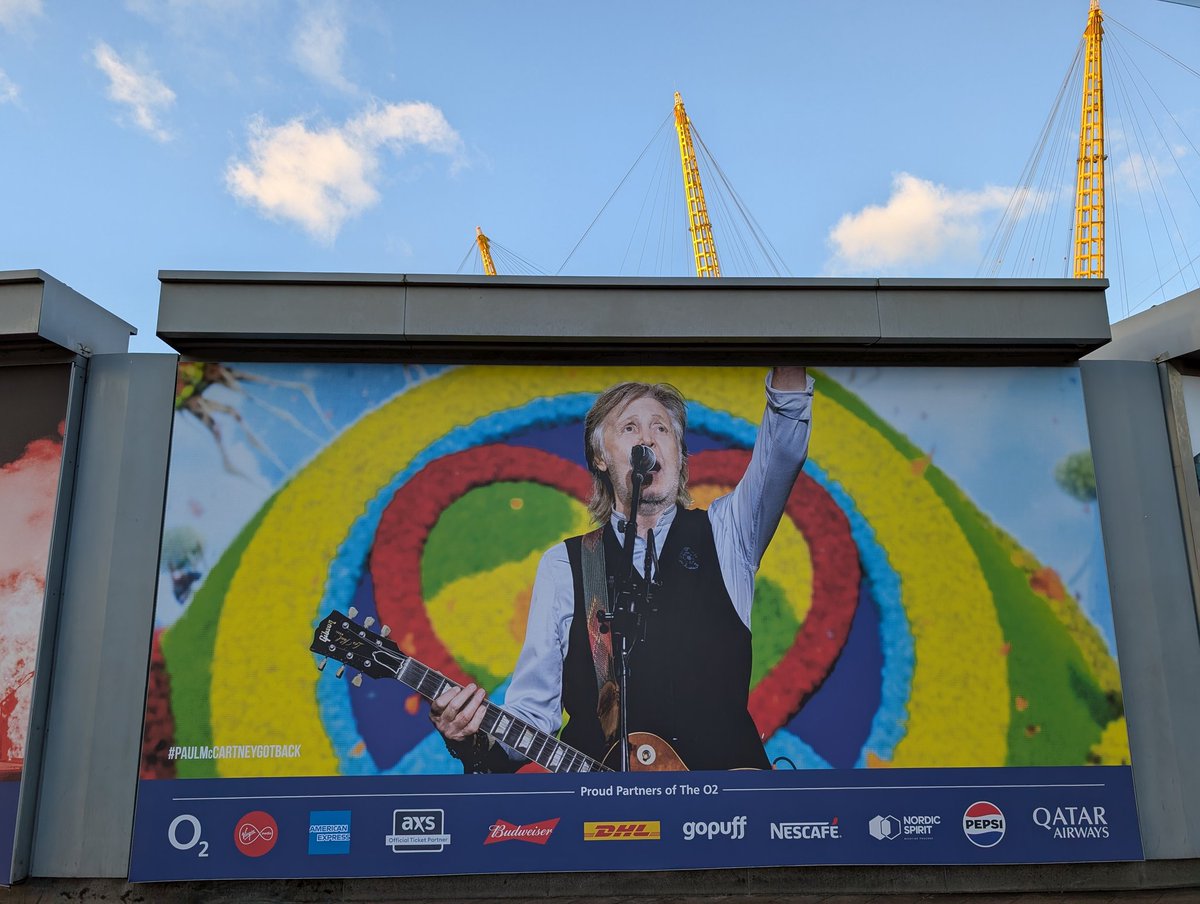 marunimikazuki's tweet image. #O2ARENA #PaulMcCartney Roadを明るいうちに歩く