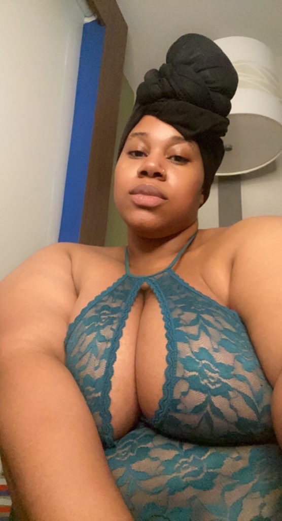 Sonya Curve tweet media
