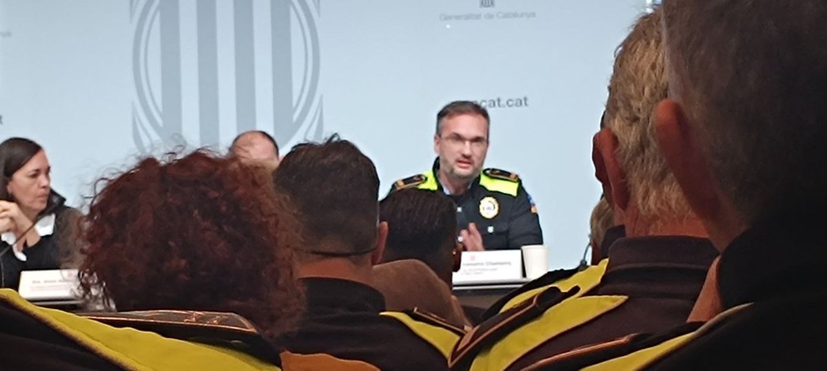 Avui amb motiu de la III Jornada de les Policies Locals a <a href="/interiorcat/">Interior i Seguretat Pública</a>  hem parlat a la taula rodona, de la prevenció del delicte i la inseguretat mitjançant el disseny ambiental. Entre d'altres, he tingut l'oportunitat d'exposar les mesures CPTED implementades per <a href="/ajsantceloni/">Aj. de Sant Celoni</a>