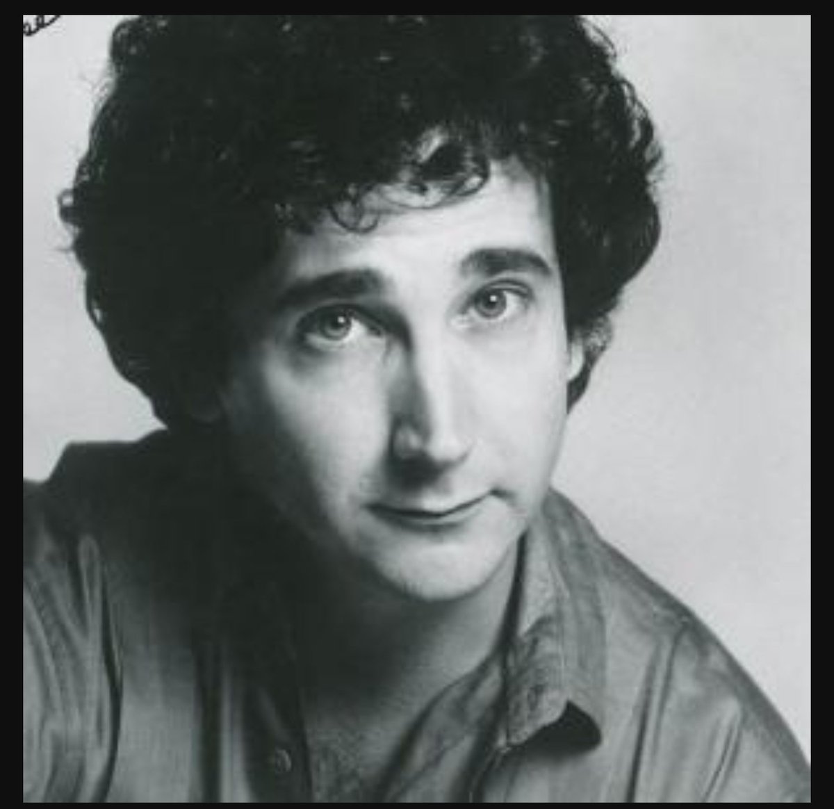 foriro1's tweet image. Quizás un primo lejano? 
@LaRevuelta_TVE