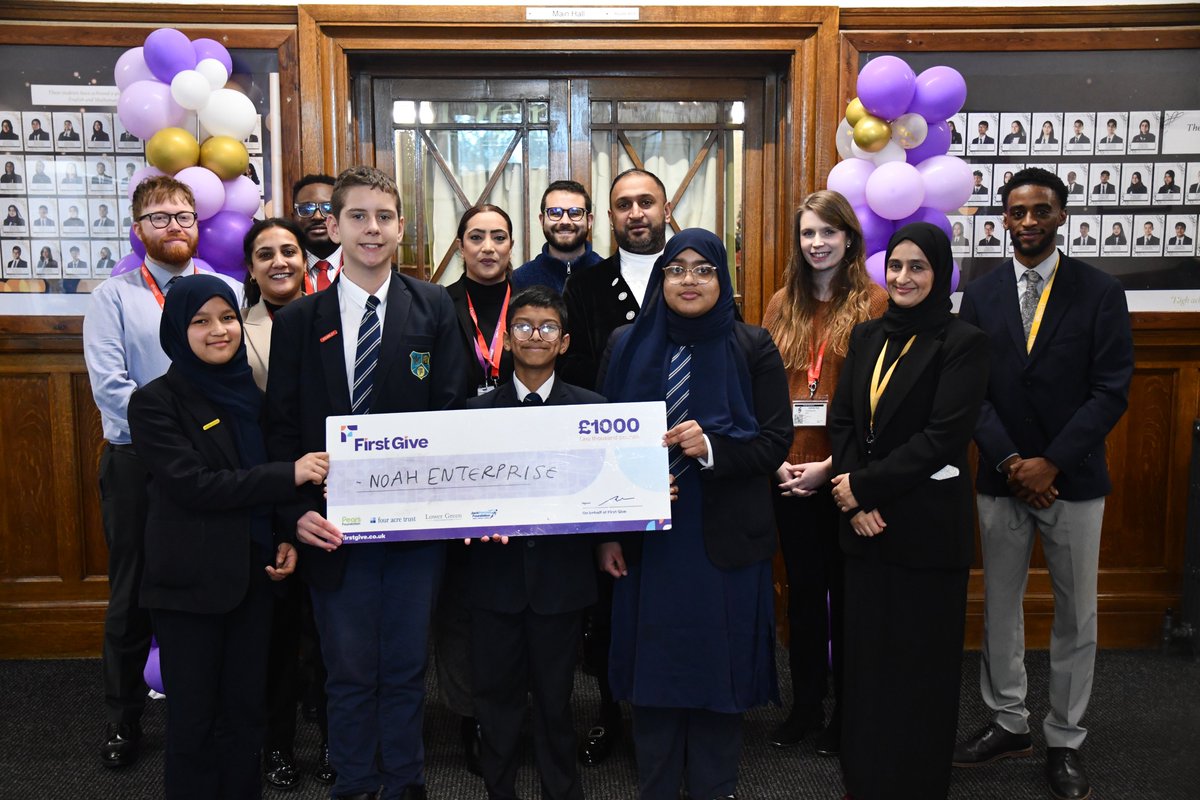First Give Finals 2024! 💜
Witnessing our Year 8's championing important causes and presenting their projects with such passion was truly moving. Thank you to our esteemed panel of judges for their insightful feedback!
<a href="/zanib_raja/">Cllr Zanib Raja</a> <a href="/Asma_korsar/">Asma Korsar</a> <a href="/StockwoodPk/">The Stockwood Park Academy</a>