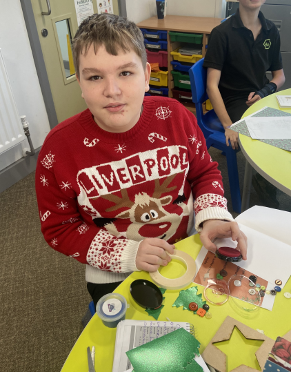 TheHubSchoolER's tweet photo. A day of fun and Christmas crafting, well done they look amazing 🎅 https://t.co/5FJkmrDmWM