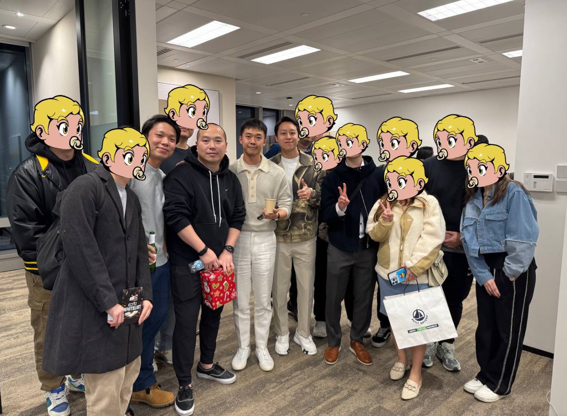 igotoschby's tweet photo. Thank you @adriannewman21 for hosting the great party 🙏🏻❤️
And
In RAY @9gagceo We Trust🫡🏴‍☠️
@Memeland  @852Captainz  @Newmangrp https://t.co/6txoD6S8aQ