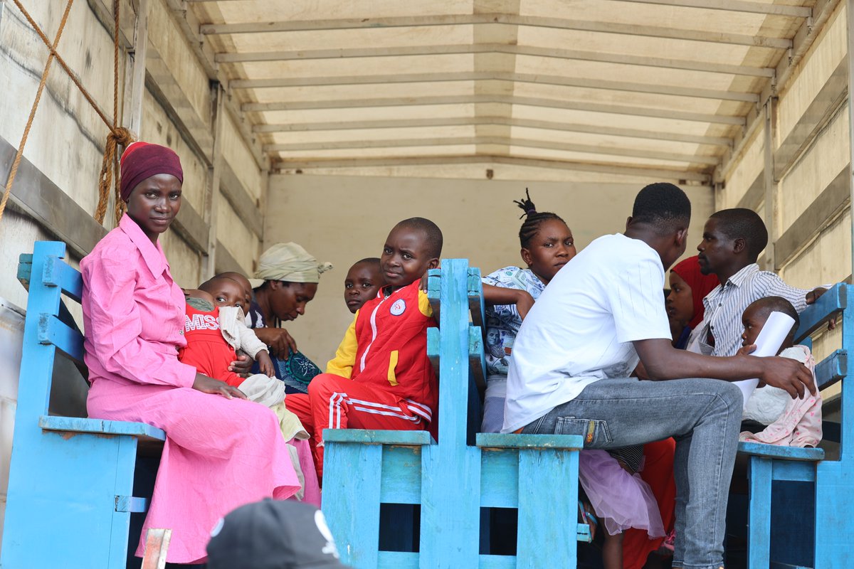 Le HCR en RDC (@unhcr_drc) on Twitter photo @UNHCR_DRC and the National Commission for Refugees <a href="/NationaleCnr/">Commission Nationale pour les Réfugies CNR</a>, have facilitated the safe and dignified repatriation of 1⃣3⃣8⃣ Rwandan refugees to 🇷🇼 last month.
In total 1⃣ 3⃣2⃣6⃣ individuals have returned to this country of origin in safety and dignity this year! @UNHCR_DRC and the National Commission for Refugees <a href="/NationaleCnr/">Commission Nationale pour les Réfugies CNR</a>, have facilitated the safe and dignified repatriation of 1⃣3⃣8⃣ Rwandan refugees to 🇷🇼 last month.
In total 1⃣ 3⃣2⃣6⃣ individuals have returned to this country of origin in safety and dignity this year!