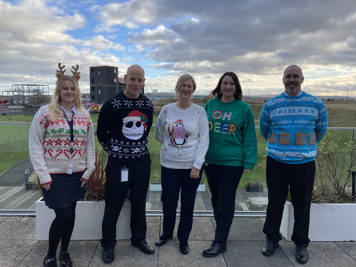 ClevelandFB's tweet photo. ๐๐
#TeamCFB are getting in the festive spirit!
๐ Yesterday (18/12) staff from across the Brigade celebrated our Christmas Jumper Day! #TeamCFB dug out their most festive Christmas knits and we raised funds for @Firefighters999 https://t.co/698cgClnaQ