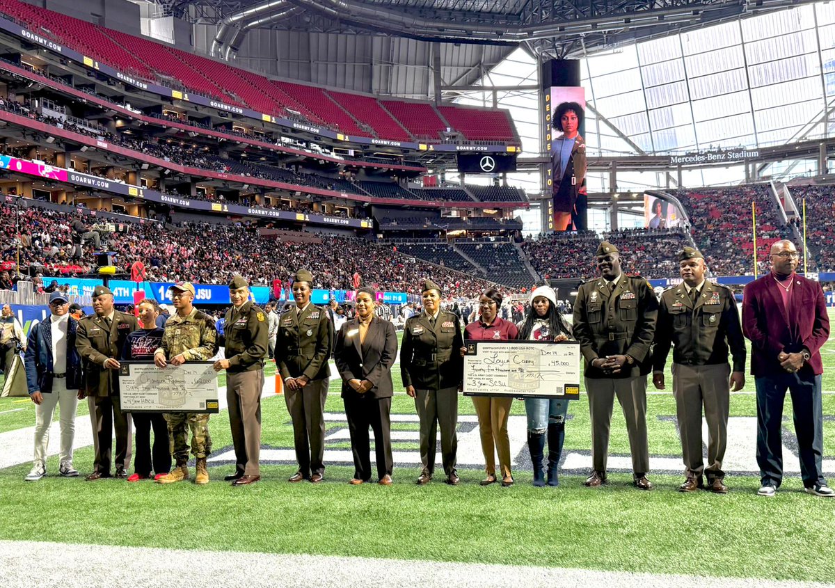 USArmyReserve's tweet photo. The 81st Readiness Division command team attended The Cricket Celebration Bowl Sat. Dec. 14, 2024 in Atlanta, Ga, where Maj. Gen. Wallace delivered the game ball, presented scholarship checks, and spoke with cadets. https://t.co/CvxHb4u53f
