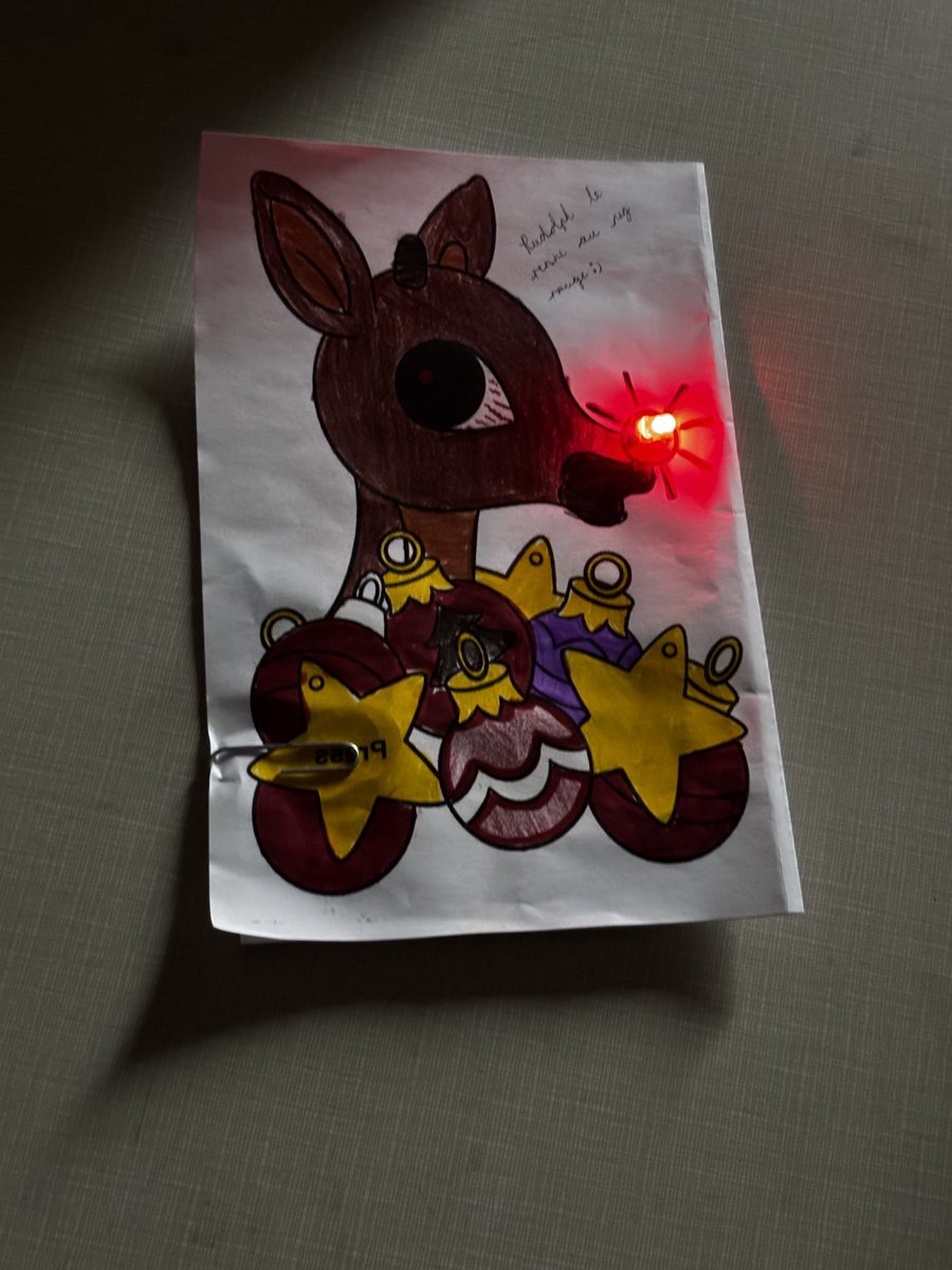 Mr./M. Pisciuneri (@leoanthonyp) on Twitter photo <a href="/HolyNamesCHS/">Holy Names Cath.H.S.</a> <a href="/WECDSB/">WECDSB</a> When French meets Science!!! Students in grade 9 French making French Christmas cards that light up!! Joyeux Noël. 🎄✝️ <a href="/HolyNamesCHS/">Holy Names Cath.H.S.</a> <a href="/WECDSB/">WECDSB</a> When French meets Science!!! Students in grade 9 French making French Christmas cards that light up!! Joyeux Noël. 🎄✝️