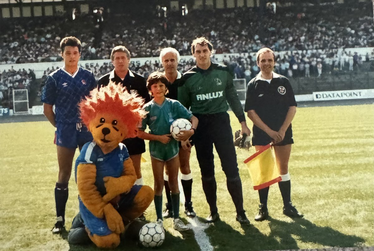 #cfcmatchday  I am 50 TODAY and in the place I have always believed. BLUE IS THE COLOUR <a href="/PeterChech46/">PeterChech</a>