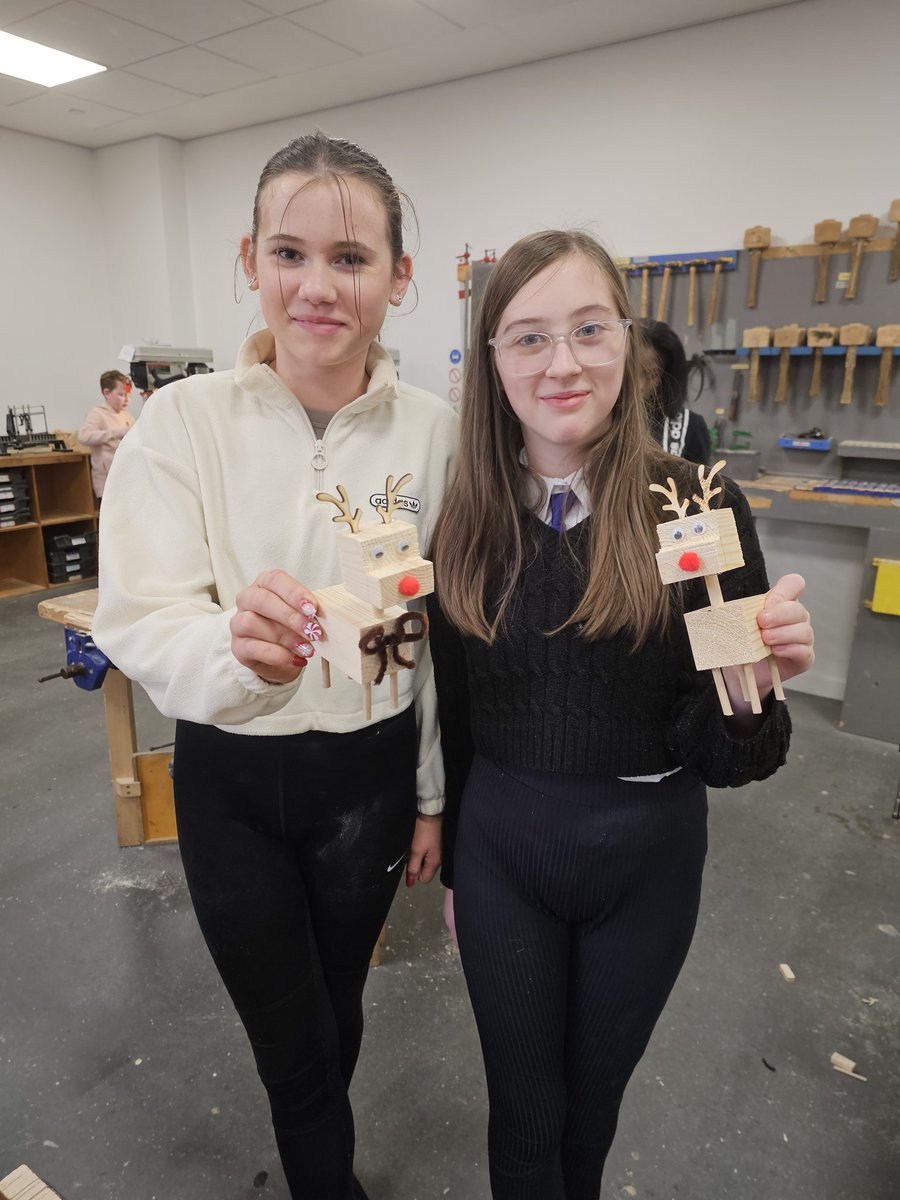 A very merry time at TeamTech's Reindeer Making 🦌 during Activities Day today. Superb teamwork from <a href="/MissNCunningham/">MrsMurray_DT</a> &amp; <a href="/MsYim_DT/">Ms Yim</a> 
<a href="/CarlukeHS/">Carluke High School</a> <a href="/carlukeHEandDT/">CarlukeHE&DT</a> #character #confidence