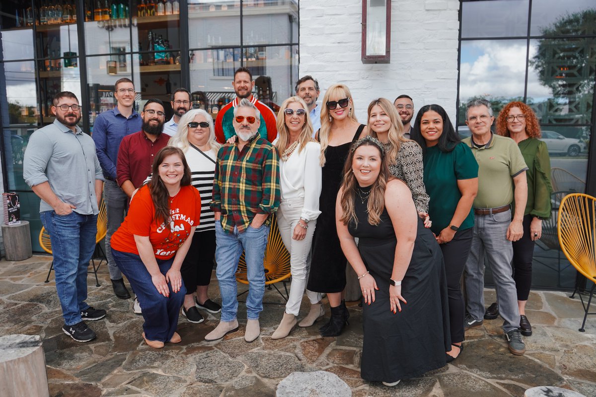 This week, we celebrated a fantastic 2024 with our holiday lunch at Superica, a Secret Santa exchange, and lots of laughs as we reflected on an unforgettable year together. ✨