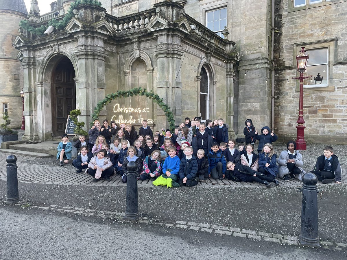 LauriestonP4's tweet photo. Today we joined P3 and P3/4 for a fantastic trip to Callendar Park! https://t.co/FewoCmD5Va