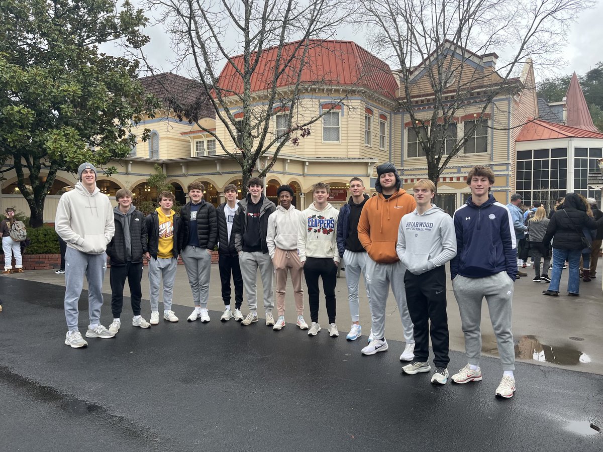 Briarwood Boys Basketball (@1lions_hoops) on Twitter photo Smoky Mountains, Dollywood and Basketball! Thankful for these guys and how well they represent our school! ā¦<a href="/BCS_Lions/">Briarwood Athletics</a>ā© #Elevate Smoky Mountains, Dollywood and Basketball! Thankful for these guys and how well they represent our school! ā¦<a href="/BCS_Lions/">Briarwood Athletics</a>ā© #Elevate
