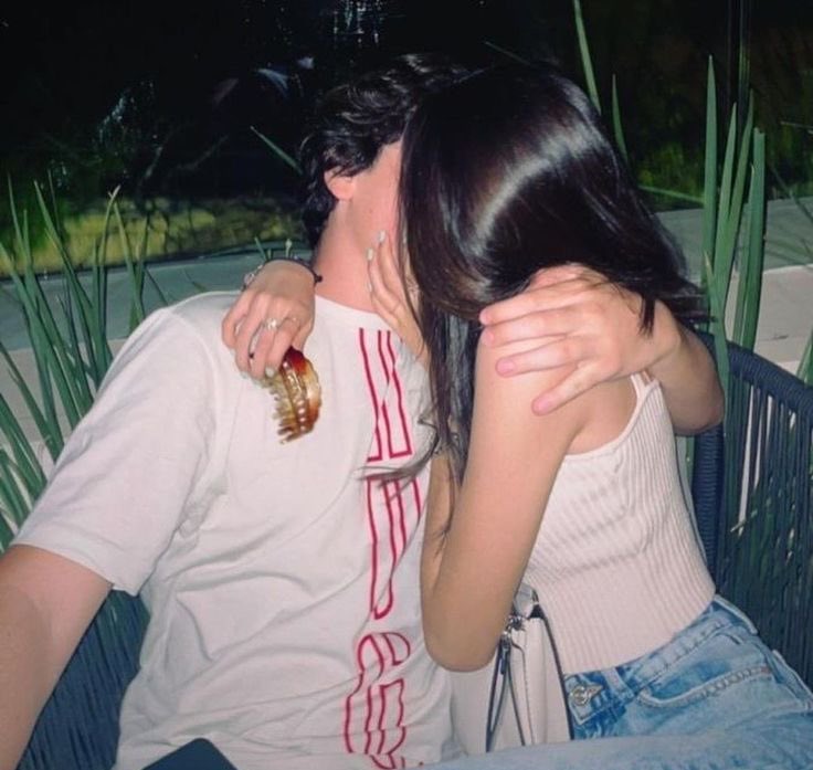 Eu vou ter pedir ao sol pra iluminar nosso caminho e todas as estrelas pra enfeitar nosso destino. 🌟