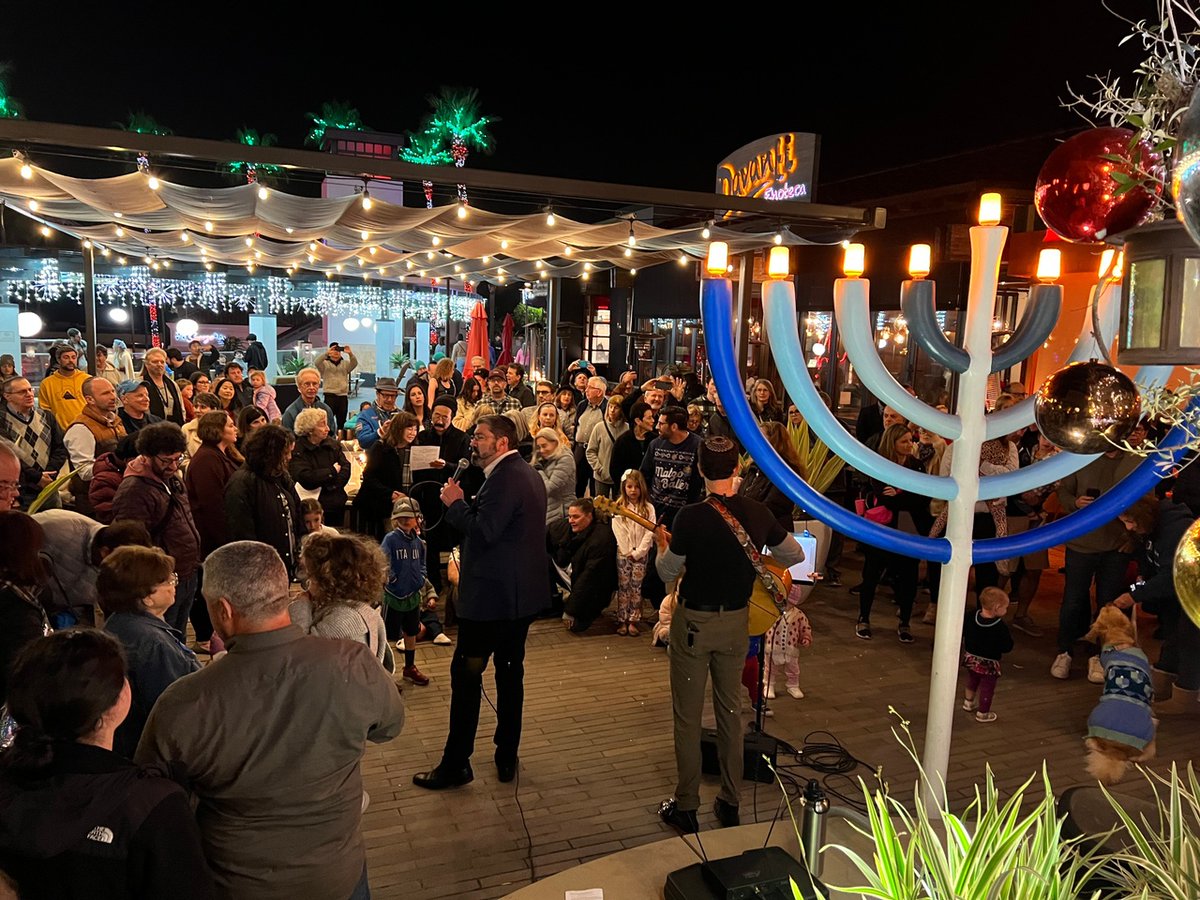 Del Mar Highlands Town Center tweet media