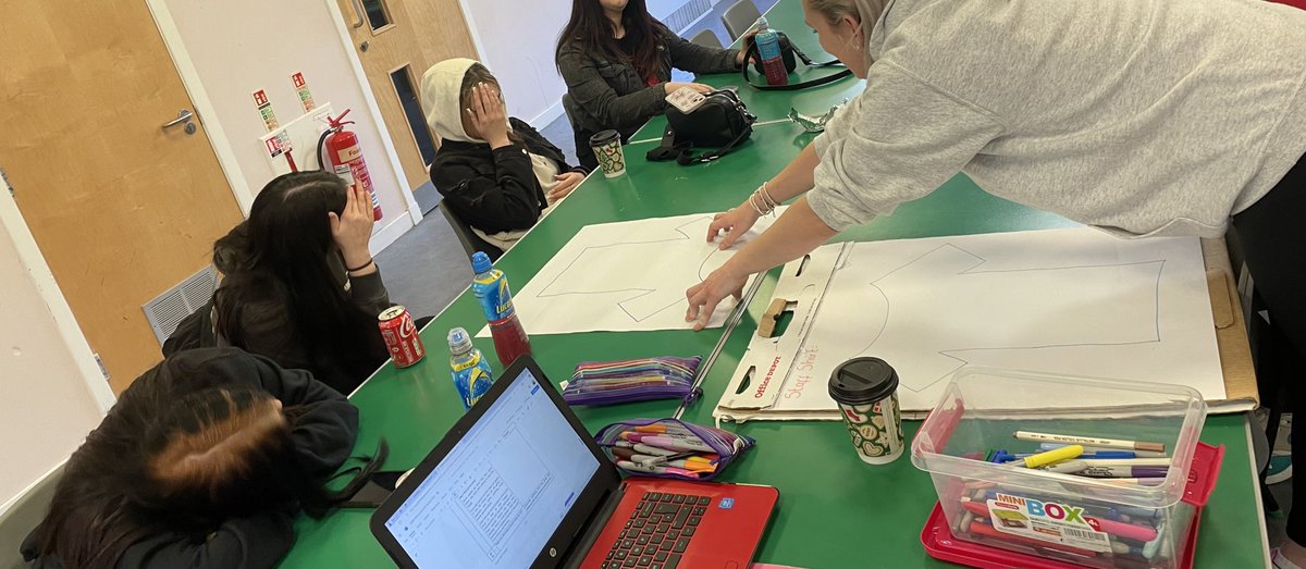 Robyn Caldwell tweet media