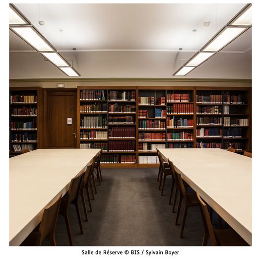 ⚠️[Fermeture]
En raison de la tenue d'une séance de présentation de manuscrits à un groupe de chercheurs étrangers, la salle de réserve n'ouvrira qu'à 15h30 jeudi 2 janvier.
Nous vous prions de nous excuser pour la gêne occasionnée.