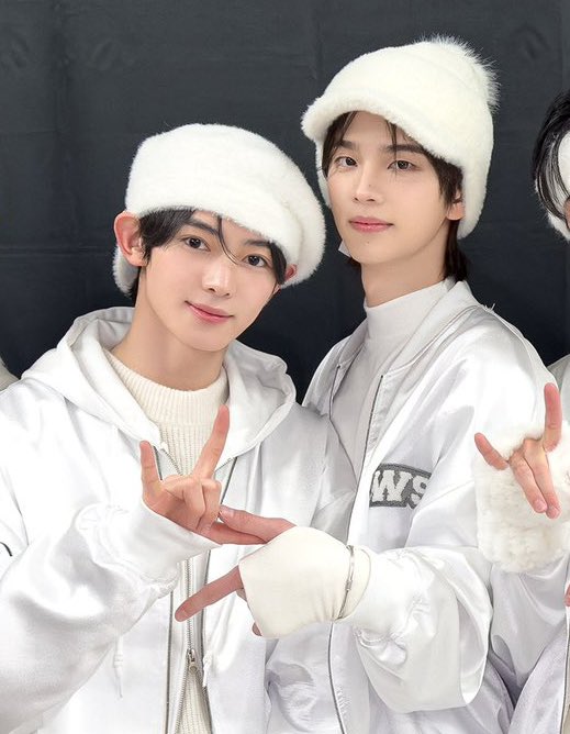 HRZip41's tweet photo. 241219 2024 뮤직뱅크 글로벌 페스티벌 in JAPAN

#TWS #투어스 #신유 #한진 #한류즈 https://t.co/794odNtoxd