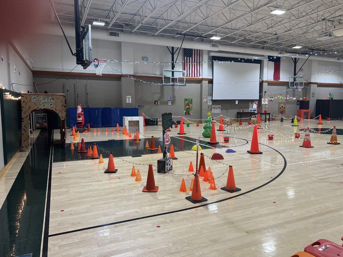 Santa’s Workshop <a href="/greenexplorers/">Green Elementary</a> is ready for little elves!   #allenisd