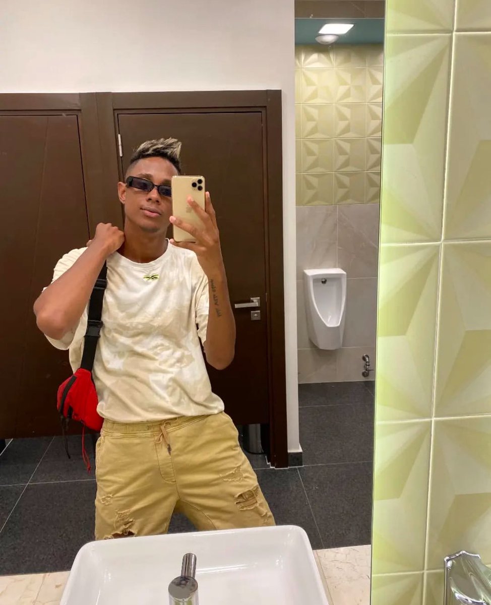 wil95official's tweet photo. This is my ONLY Twitter, ALL the others are catfish, follow me on my blue page > https://t.co/JbxfERgHMU

My networks > https://t.co/lKzpIewdM5

#Rt #MotivationMonday https://t.co/W7vOPYZ5FO