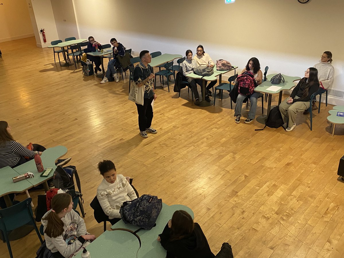 Daac de Poitiers (@daacpoitiers) on Twitter photo « Crush en musique ». Le <a href="/TAP_POITIERS/">TAP</a> accueille les élèves des collèges de Lusignan, vouneuil et Chauvigny pour un job dating afin de connaître mieux les métiers du spectacle suivi de la représentation Animal. Projet EAC 💪👍<a href="/DSDEN86/">DSDEN de la VIENNE</a> <a href="/acpoitiers/">Académie de Poitiers</a> <a href="/RANouvAquitaine/">Région académique Nouvelle-Aquitaine</a> « Crush en musique ». Le <a href="/TAP_POITIERS/">TAP</a> accueille les élèves des collèges de Lusignan, vouneuil et Chauvigny pour un job dating afin de connaître mieux les métiers du spectacle suivi de la représentation Animal. Projet EAC 💪👍<a href="/DSDEN86/">DSDEN de la VIENNE</a> <a href="/acpoitiers/">Académie de Poitiers</a> <a href="/RANouvAquitaine/">Région académique Nouvelle-Aquitaine</a>