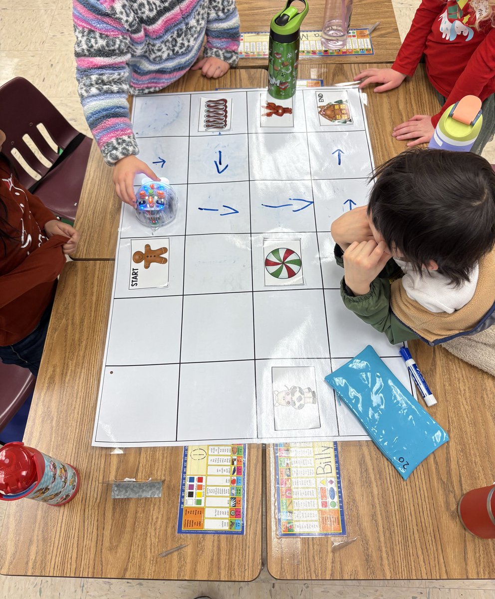 RosanskyTeaches's tweet photo. 1st Graders coding with Blue Bots during our Gingerbread Man SEARCH Lesson! #ComputerScienceWeek #EveryLeopardEveryDay @LowesIslandElem https://t.co/NCSPjJ6quI