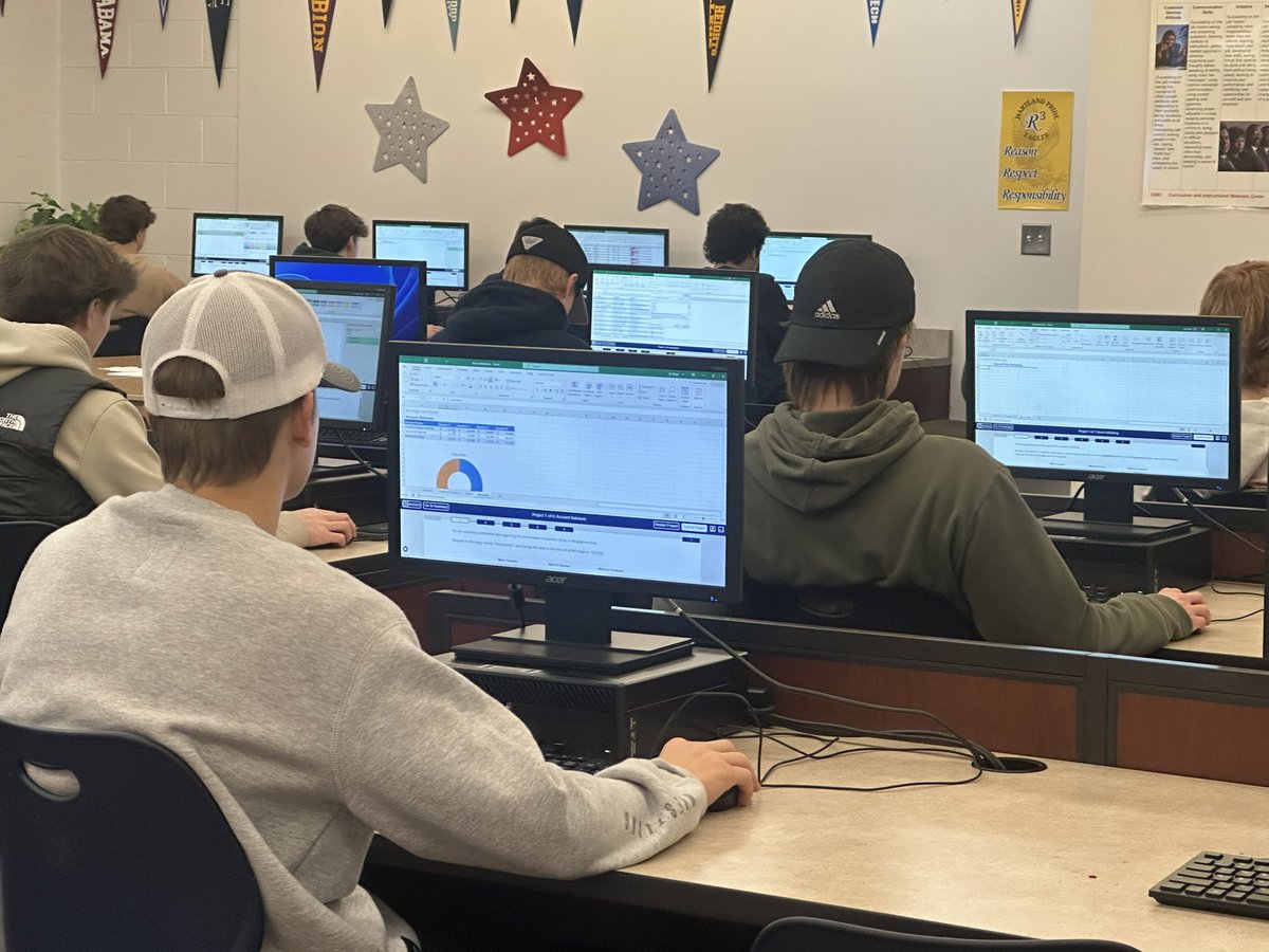 Finance students in Building Wealth Class sat for the Microsoft Office Excel Specialist Exam. Congratulations to the following: 

Belinda Aung
Bo Biggart
Chace Borg
Sidney Cheney 
Aiden Gorang
Jackson Gribas
Austin Guenther
Tyler Kangas
Max Kotsilidis
Jack Suksi
Jacob Whitney