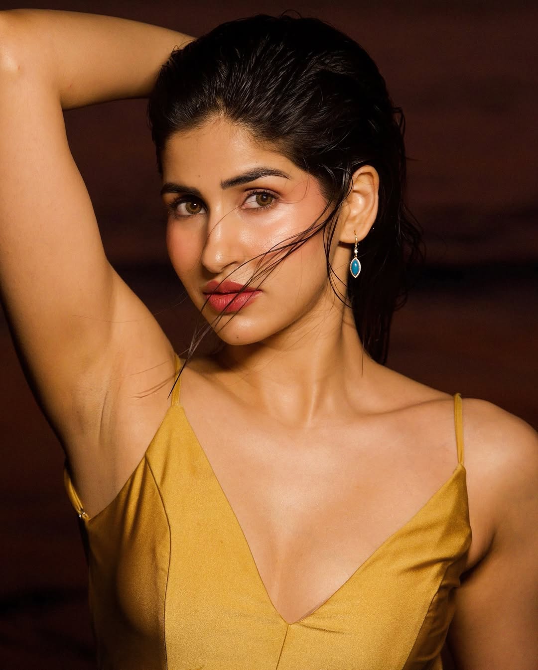 GfLDSz_WIAA4znd?format=jpg&name=large