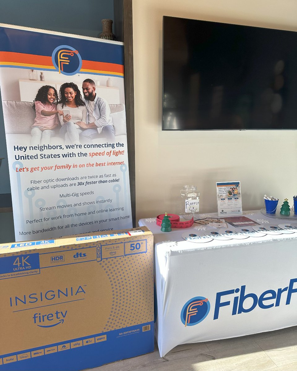 This past week, we worked with the property manager of Twin Palms Apartments to make a memorable event for their community. Residents had the chance to win a 50-inch smart TV with a built-in Fire Stick while also enjoying a Hot Chocolate Bar ⛄
#FiberFirst #FiberFirstImmersed