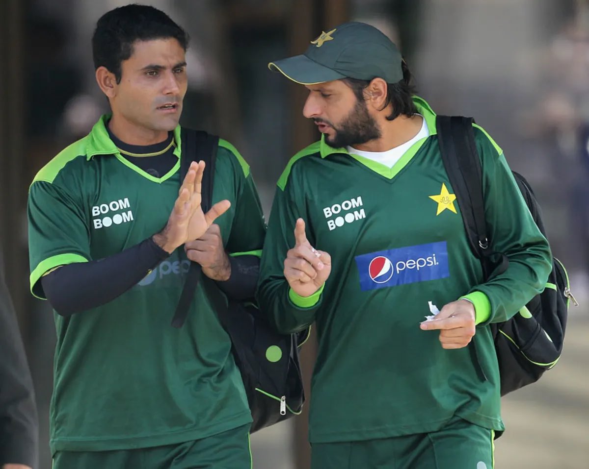 PSLMemesWalay's tweet photo. Pakistan in last 10 overs today https://t.co/Fl7K5P1UNM