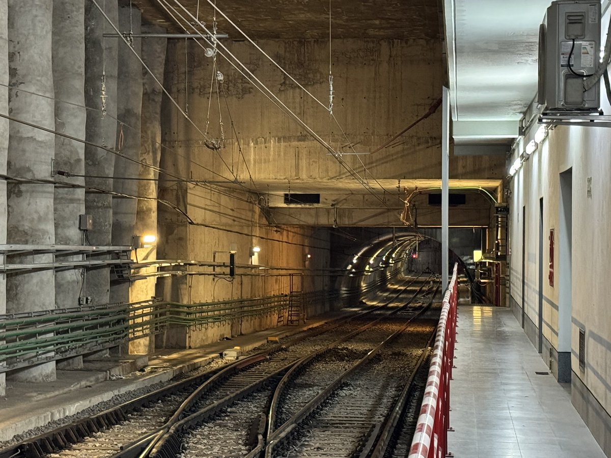 AleBent87's tweet photo. Subte. https://t.co/aWVLaOC4qa