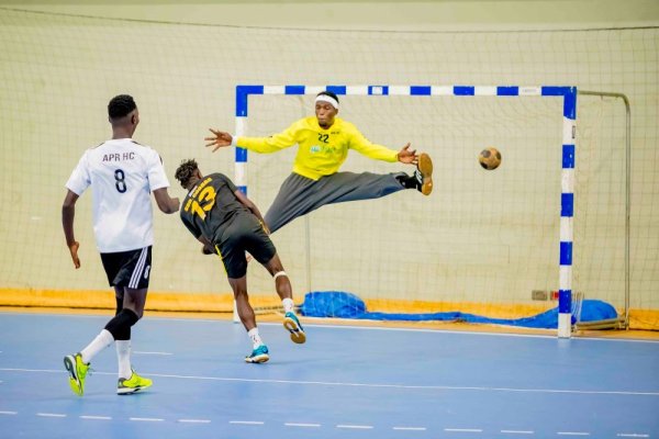 alphonsenkunda's tweet photo. Amakipe ane yo mu Rwanda ari yo #PoliceHC, #GicumbiHT, #APRHC na #UBSports yageze muri ยผ cyโirushanwa rihuza amakipe yo mu Karere ka Afurika yโIburasirazuba โECAHF Senior Club Championshipโ rikomeje kubera i Kigali.@GicumbiDistrict https://t.co/0BANoLDdbW