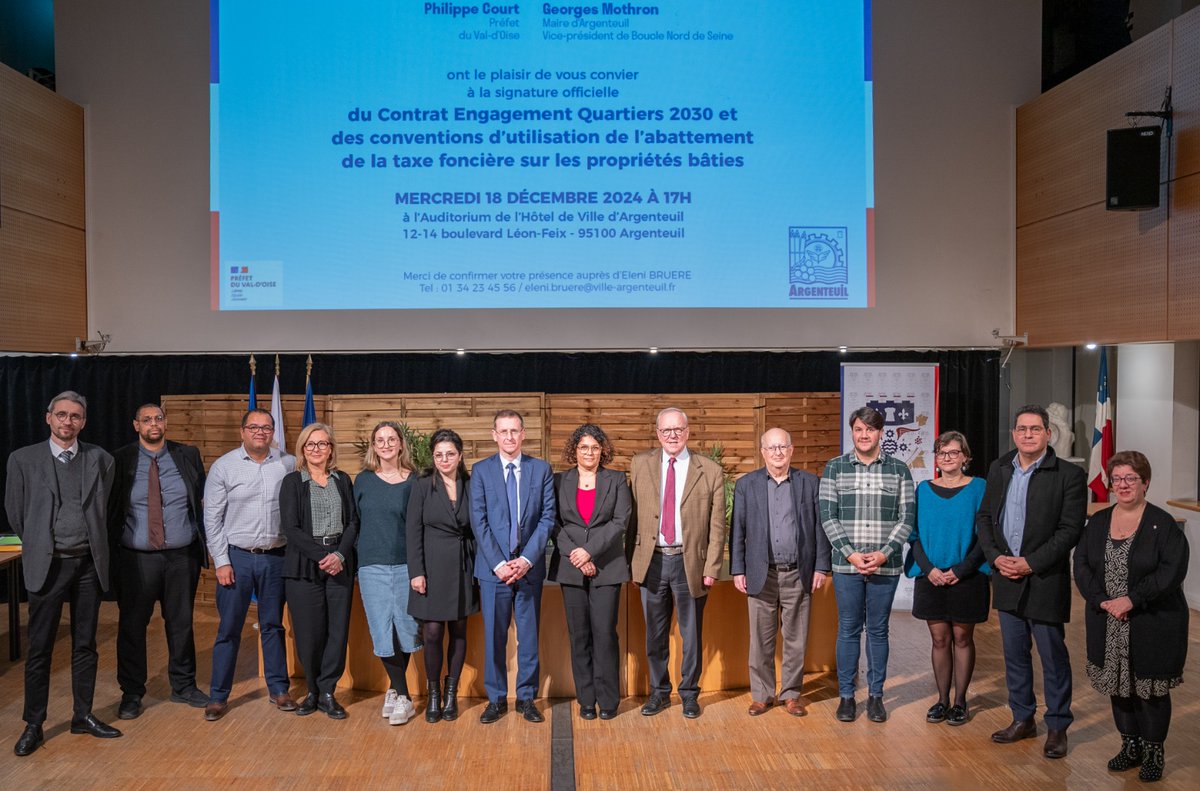 GMothron's tweet photo. Hier, aux côtés du Préfet et de 10 bailleurs sociaux, nous avons signé la convention sur l'abattement de 30% de la #TFPB. Une recette fiscale de + de 2M€ que la Ville et l'État concèdent aux bailleurs afin d'améliorer le cadre de vie des 36 000 habitants des #QPV d'#Argenteuil. https://t.co/pjQFsU6nv2